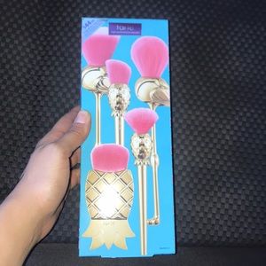 🌷TARTE make up brush set